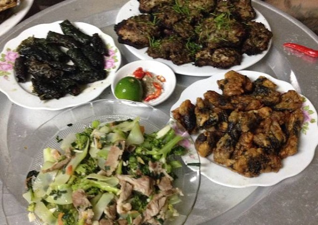 Mơ ăn thịt rắn hổ mang Mơ ăn thịt rắn hổ mang