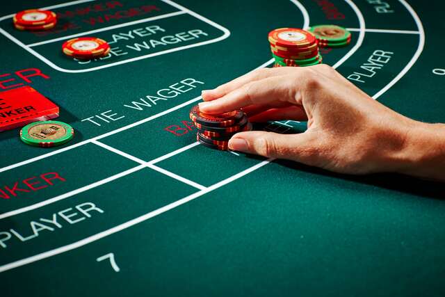 Cách dành chiến thắng tại các bàn cược Baccarat Cách dành chiến thắng tại các bàn cược Baccarat