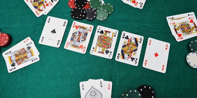 Hướng dẫn nhanh cách chơi poker cơ bản Hướng dẫn nhanh cách chơi poker cơ bản