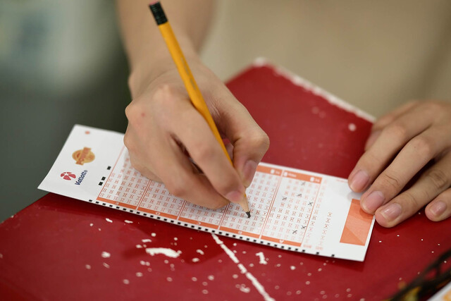 Cách dò vé Jackpot cực đơn giản Cách dò vé Jackpot cực đơn giản