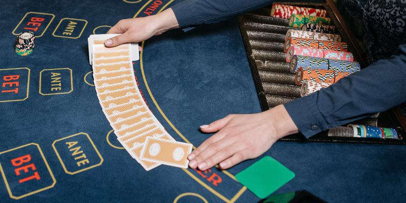 Cách chơi Baccarat dễ thắng được nhiều người áp dụng Cách chơi Baccarat dễ thắng được nhiều người áp dụng