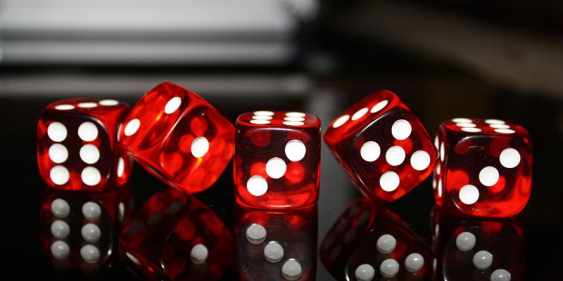 Điểm khác nhau giữa Sicbo truyền thống và online Điểm khác nhau giữa Sicbo truyền thống và online
